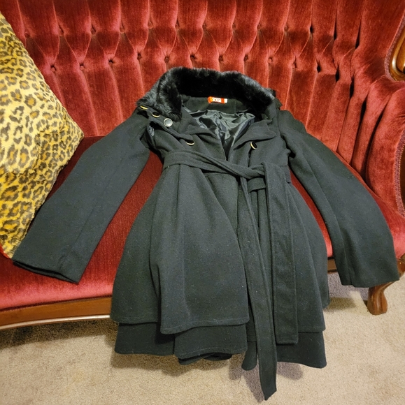 Asymmetrical Collar Peacoat - Picture 4 of 4